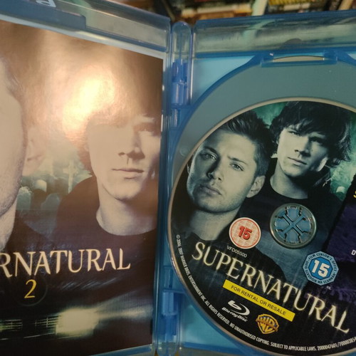 Supernatural The Complete 2 Second Season Blu-Ray like new, English subtitles