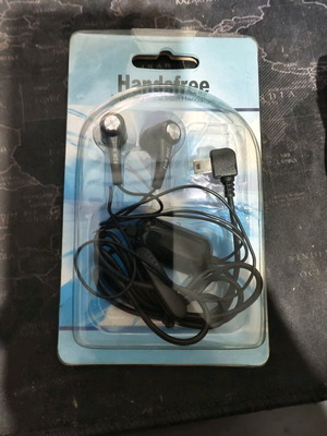 Handsfree earphones with cable and micro USB connection new