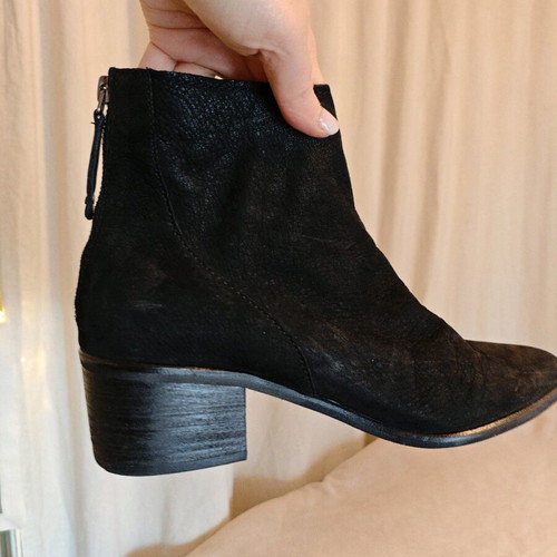 Dolce Vita leather ankle boots used, black