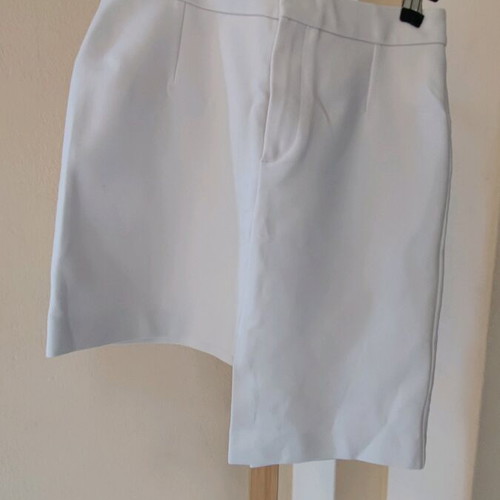 H&M white asymmetric mini skirt like new, size S