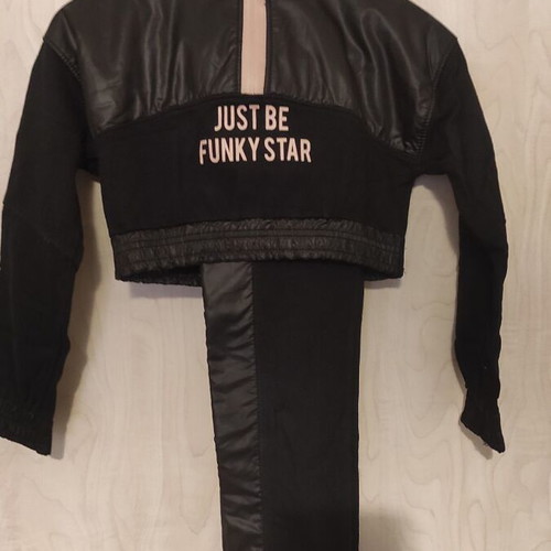 Girls' set 6-7 years like new, black