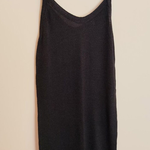 Julia Bergovich black sleeveless knit top with silver thread XL