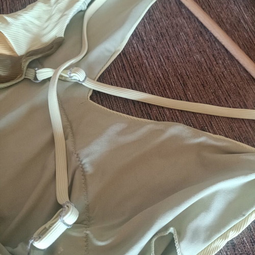 One-piece swimsuit like new, size S