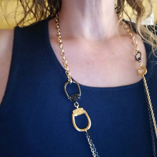 Necklace with multiple chains in gold and gray, like new