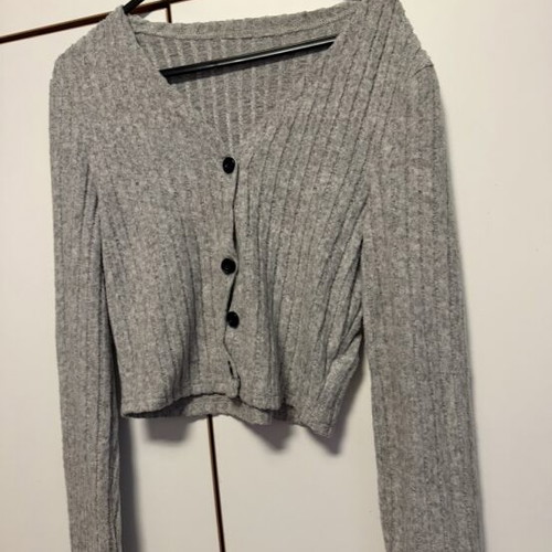 Cardigan gray with buttons like new
