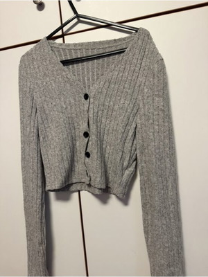 Cardigan gray with buttons like new