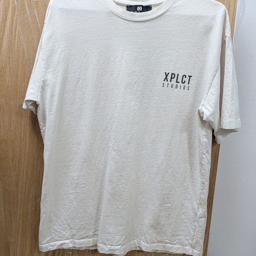 XPLCT Studios t shirt excellent condition size M white