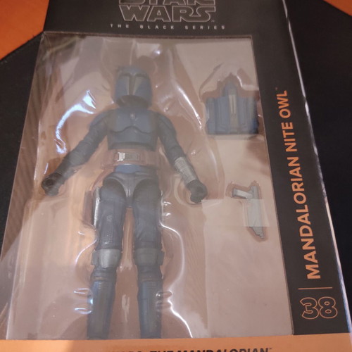 Star Wars Black Series Mandalorian Night Owl new