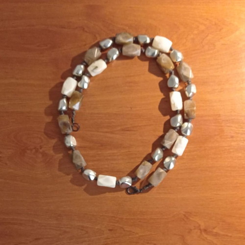 Long necklace like new