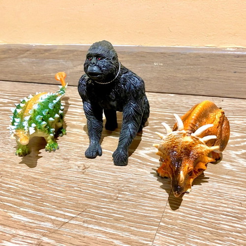 Chimpanzee and dinosaurs used, set of 3 figures