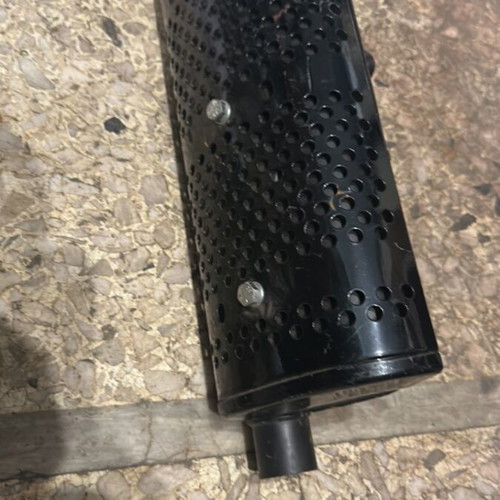 Exhaust drum silencer compatible with V-Twin engines