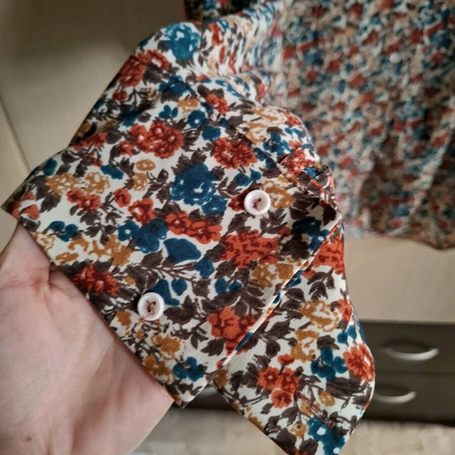 Floral women's shirt Yellow+ like new, one size multicolor