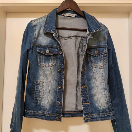Redial denim jacket like new with acid wash, size M