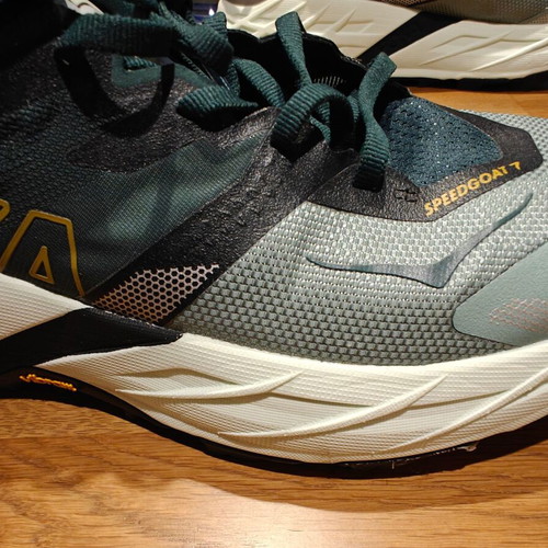 Hoka Speedgoat 7 running shoes, size 44.5, grey green