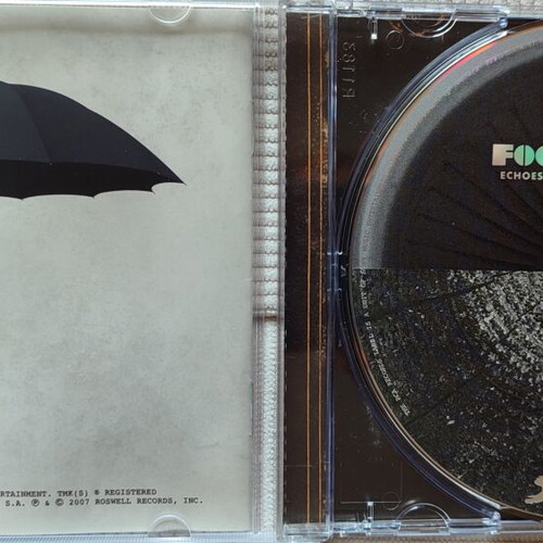 Foo Fighters Echoes, Silence, Patience & Grace CD like new, rock