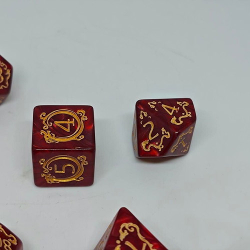 Dragon Scale Crimson & Gold RPG dice set like new