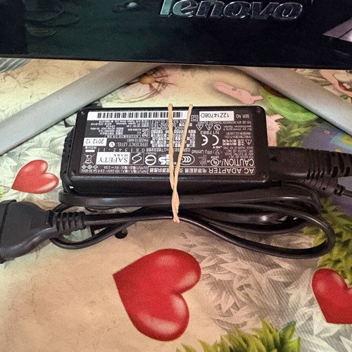 Lenovo C340 All-in-One 20” used, screen needs repair