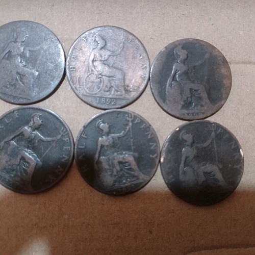 English Half Penny coins used, collectible lot 1800s–1900s