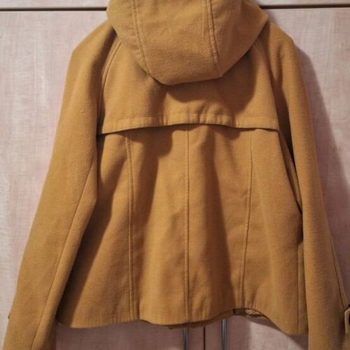 Women's coat with hood camel size M like new