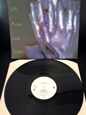 Steve Vai - Alien Love Secrets