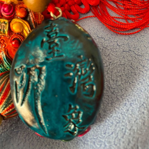 Taiwanese resin wall hangings set of three, new