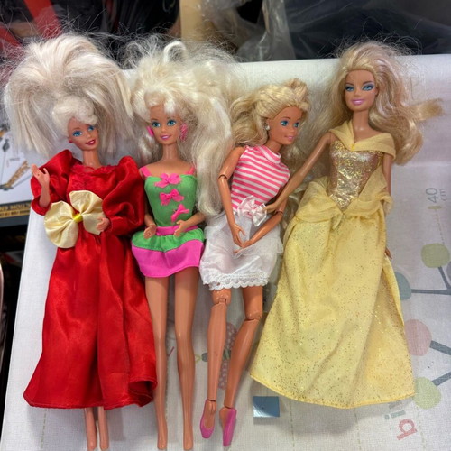 Barbie vintage dolls used, retro lot