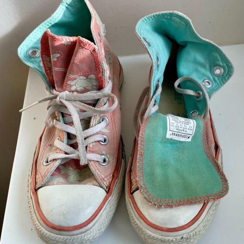Converse boots used with flower design, multicolor, size 37
