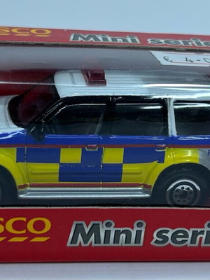 Realtoy 2005 Tesco Mini series Ford Explorer Police new