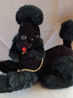 Vintage Poodle 6-Transistor Radio, Made in Japan