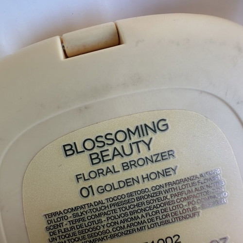Matte bronzer KIKO Blossoming Beauty like new