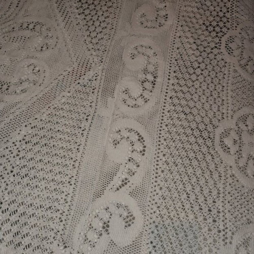 Santa Barbara knitted bed cover like new, 220x250 cm