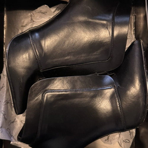 Axel black high ankle boots used, size 38