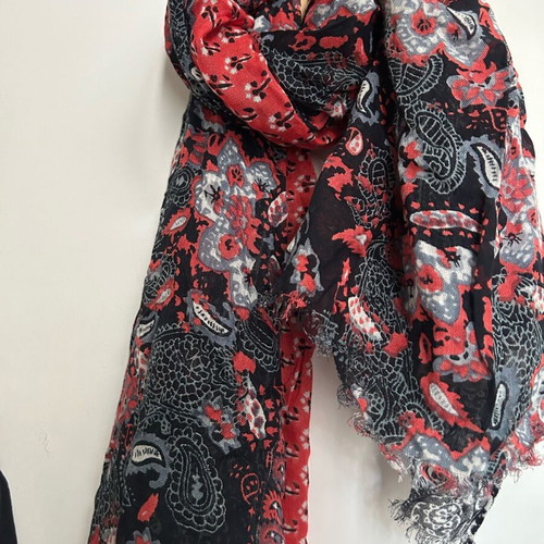 Summer scarf like new, thin fabric, colorful