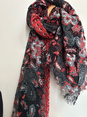 Summer scarf like new, thin fabric, colorful
