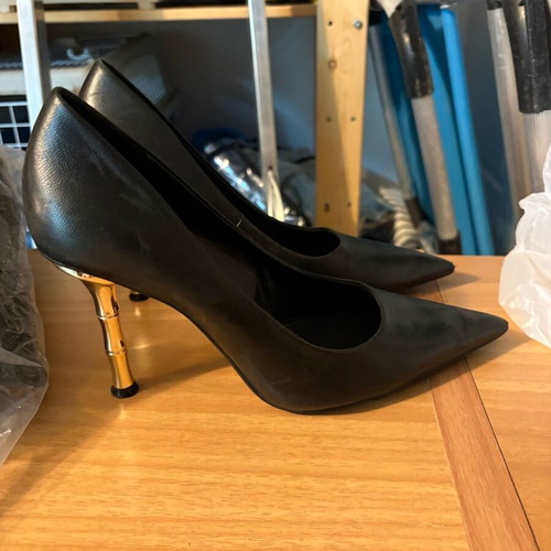 Zara leather pumps used size 38
