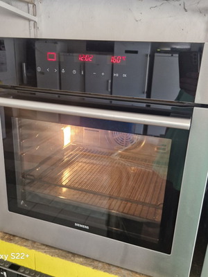 Siemens built-in pyrolyse oven