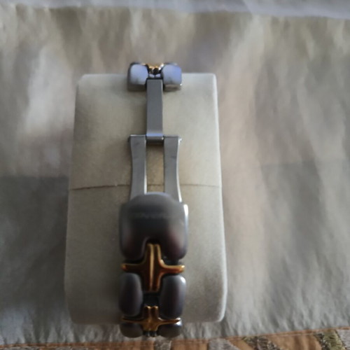 O'Neil men's watch like new, gold and silver