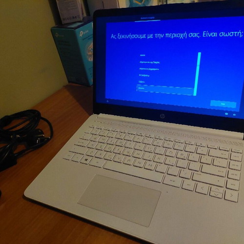 HP 14s-fq0003nv laptop like new, 4GB RAM, 128GB SSD, Windows