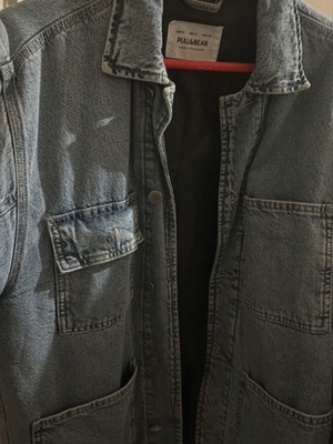 Jean jacket Pull & Bear like new with custom paintings, size S