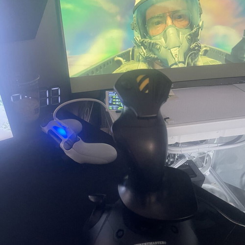 Thrustmaster USB joystick for PC, black