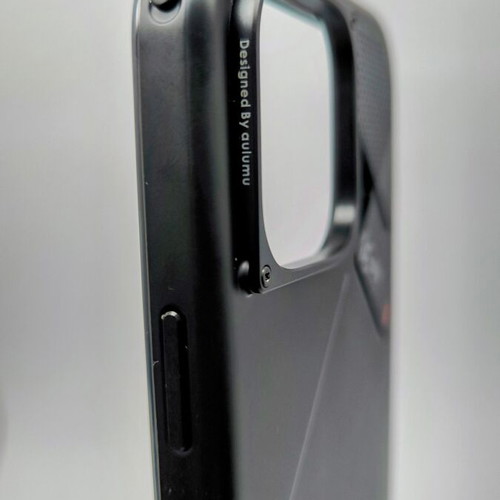 Aulumu A16 Shockproof Case for iPhone 16 Pro Max new, MagSafe black
