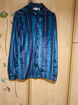 Asos design winter velvet shirt new, size Small, multicolor