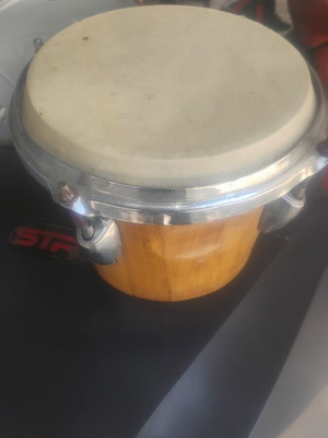 Mango wooden musical instrument used, good condition