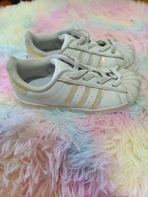 adidas gazelle silver green womens Men's adidas Superstar Shoes White IF1585