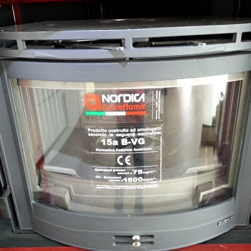 La Nordica energy cassette fireplace used 9kW