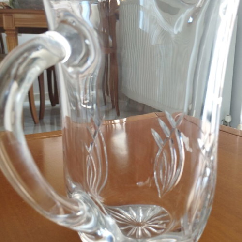 Vintage Arcoroc France Canterbury Crocus glass pitcher like new