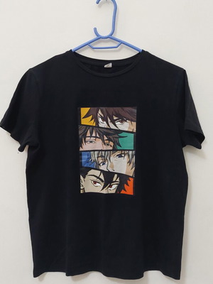 Shein anime women's t-shirt like new, size XS/S, black multicolor