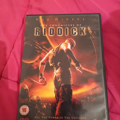 The Chronicles of Riddick DVD like new, action adventure fantasy, subbed