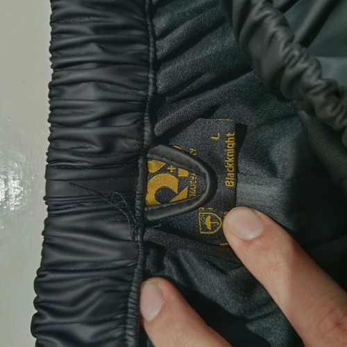 Waterproof pants Large black new with elastic waist