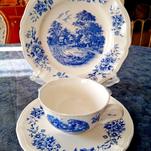 Old Sarreguemines Romantic porcelain cup France 1960